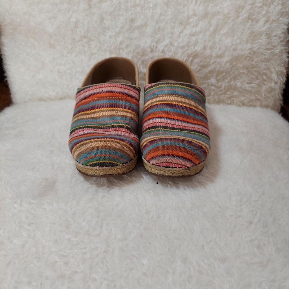 Clogs - Picture 5 of 5